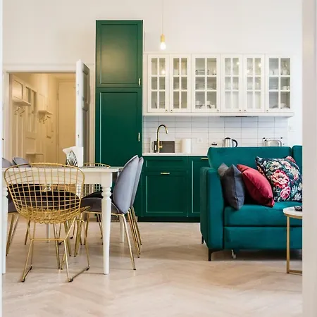 Deluxe Old Town Sw. Krzyza Wawelofts