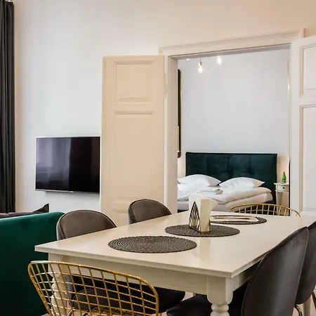 Deluxe Old Town Sw. Krzyza Wawelofts Apartmán Krakov