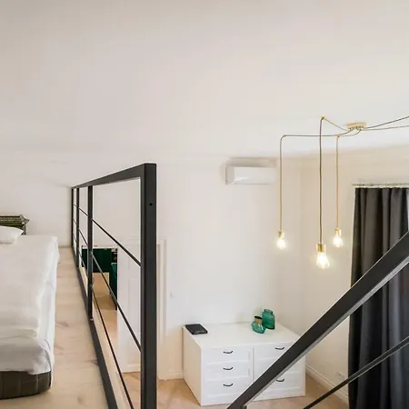 Deluxe Old Town Sw. Krzyza Wawelofts Apartmán